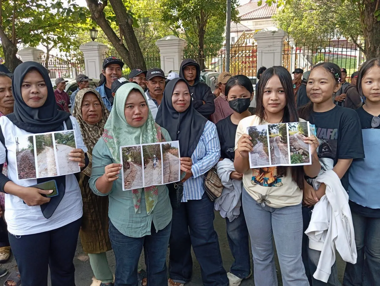 Tagih Janji Plt Bupati Pati, Warga Tompe Gunung Sukolilo Desak Perbaikan Jalan Rusak