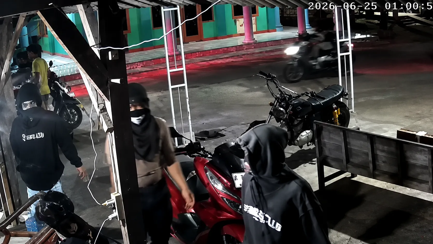 Gerebek Warung Kopi di Jakenan Pati, Empat Pemuda dan Sebilah Pedang Diamankan Polisi