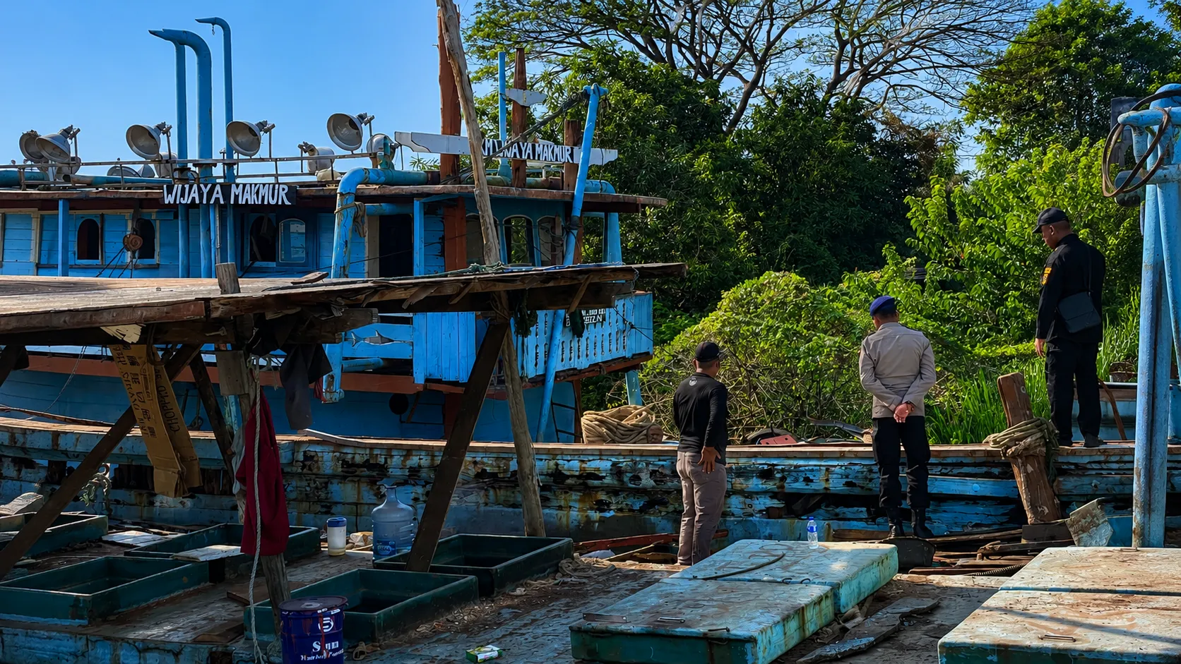 Ganggu Jalur Nelayan, 26 Kapal Mangkrak di Sungai Silugonggo Bakal Ditertibkan