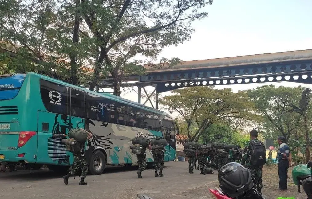 Markas Belum Rampung, Ratusan Prajurit Yonif TP Tempati Gudang PG GMM Blora