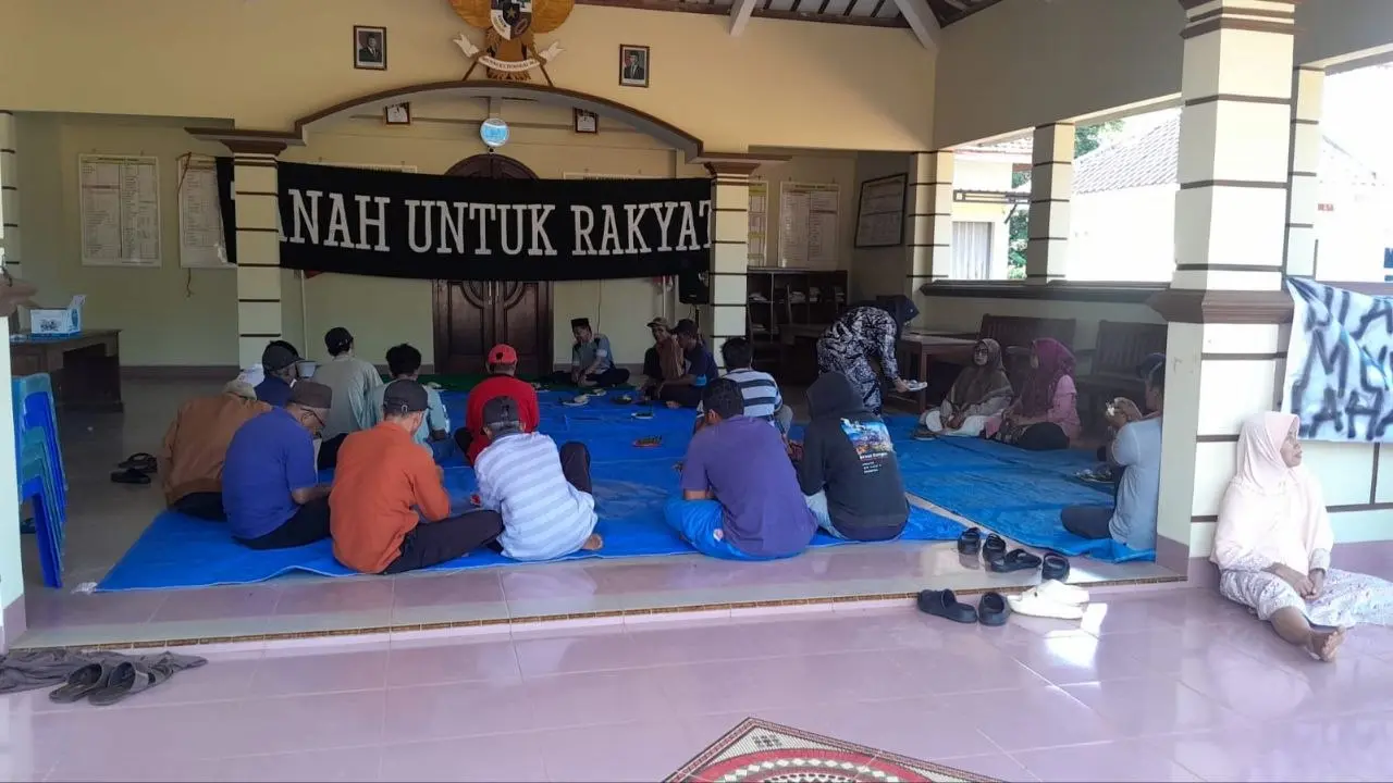 Bela Lahan Nenek Moyang, 15 Warga Cluwak Ditangkap Polisi